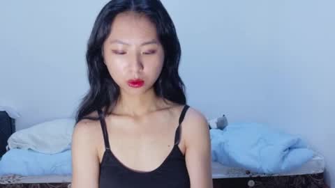 Snapshot of yoursweetestkiwi chatting on April 27, 1:36 am Kiwi online show from April 27, 1:36 am