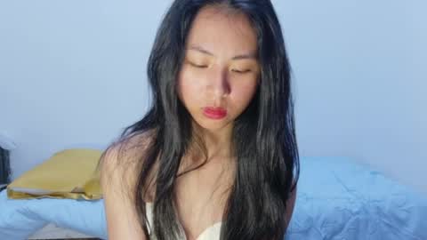 Snapshot of yoursweetestkiwi chatting on May 19, 3:40 pm Kiwi online show from May 19, 3:40 pm