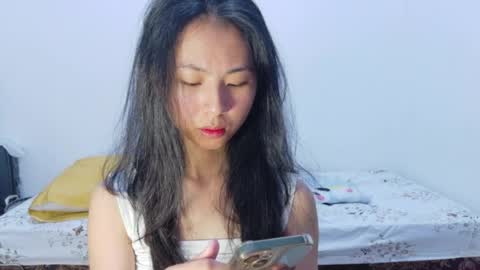 Snapshot of yoursweetestkiwi chatting on May 23, 12:09 pm Kiwi online show from May 23, 12:09 pm