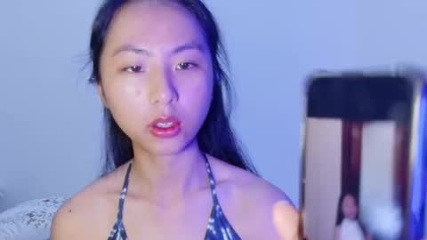 Snapshot of yoursweetestkiwi chatting on June 8, 2:23 am Kiwi online show from June 8, 2:23 am