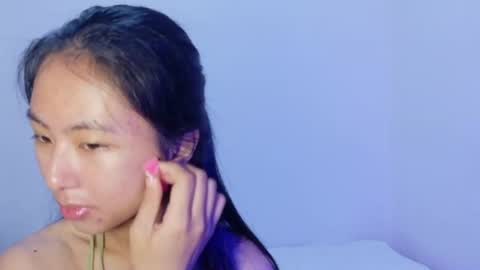 Snapshot of yoursweetestkiwi chatting on June 9, 2:01 am Kiwi online show from June 9, 2:01 am