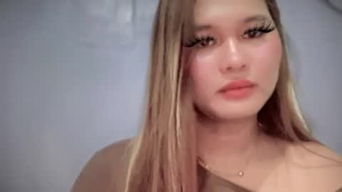 yoursweetgirl_zia online show from May 12, 5:59 am