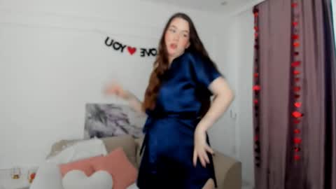 yoursweetmaddy online show from March 13, 4:08 am
