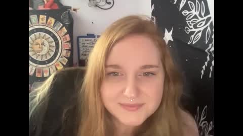 yourthickgingergoddess online show from January 25, 7:28 pm