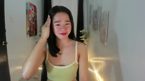 yourtinybunny online show from September 23, 9:56 am