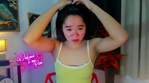 yourtinybunny online show from November 5, 10:59 am