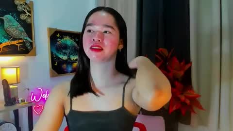 yourtinybunny online show from November 14, 4:33 am