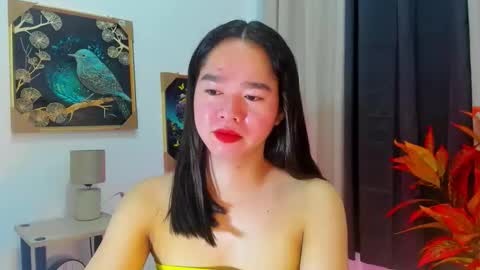 yourtinybunny online show from November 25, 3:50 am