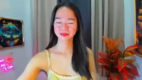 yourtinybunny online show from March 25, 10:54 am