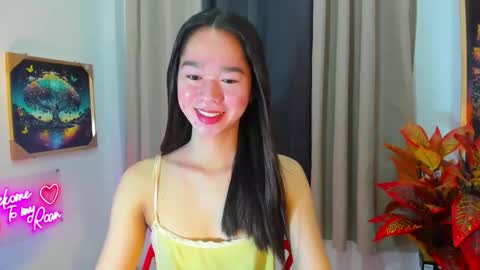 Snapshot of yourtinybunny chatting on March 29, 10:59 am yourtinybunny online show from March 29, 10:59 am
