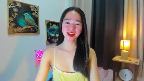 Snapshot of yourtinybunny chatting on April 22, 11:01 am yourtinybunny online show from April 22, 11:01 am