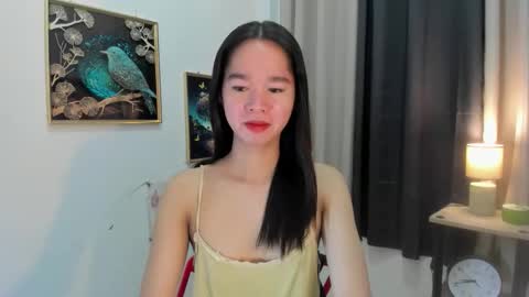 Snapshot of yourtinybunny chatting on June 5, 10:43 am yourtinybunny online show from June 5, 10:43 am