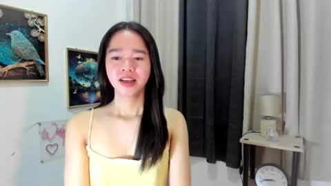 yourtinybunny online show from June 30, 1:01 pm