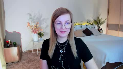 Alice online show from November 15, 10:01 am