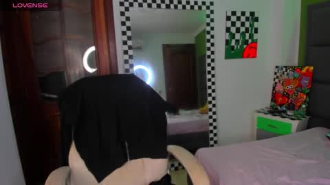 GI online show from March 26, 6:08 am