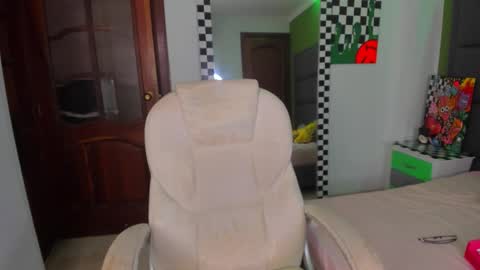 GI online show from March 28, 8:25 am