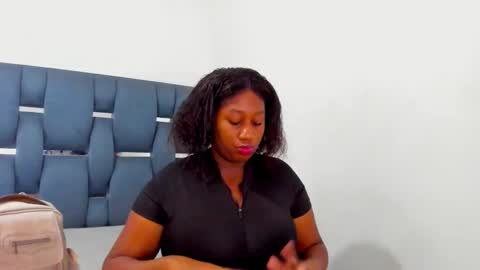 Snapshot of yourwife_anna chatting on September 14, 11:09 am yourwife_anna online show from September 14, 11:09 am