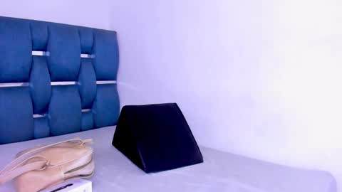 yourwife_anna online show from September 29, 11:26 am