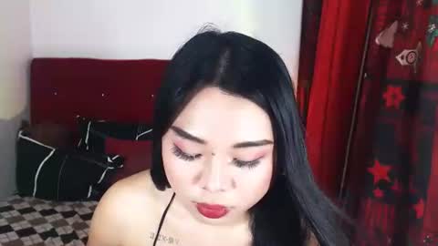 Kate online show from December 4, 9:07 am