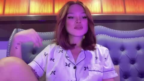 Snapshot of yourwildestdreamgirl chatting on May 12, 3:58 am ANDREA online show from May 12, 3:58 am
