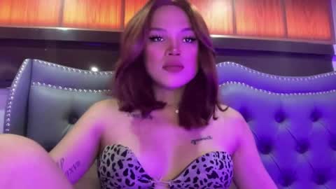 Snapshot of yourwildestdreamgirl chatting on May 14, 3:24 am ANDREA online show from May 14, 3:24 am