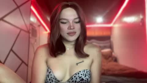 Snapshot of yourwildestdreamgirl chatting on May 29, 2:42 am ANDREA online show from May 29, 2:42 am
