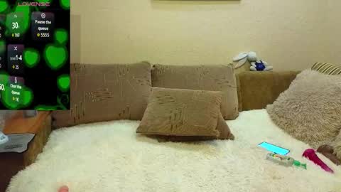 YourXQueen online show from September 30, 5:45 am