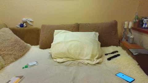 Snapshot of yourxqueen chatting on March 18, 5:32 am YourXQueen online show from March 18, 5:32 am