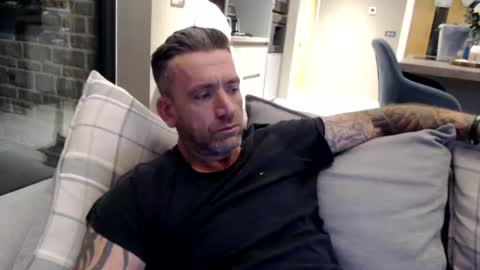 You want us 69 online show from January 9, 5:44 am