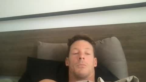 Snapshot of yoyoyo1221 chatting on December 4, 1:04 am yoyoyo1221 online show from December 4, 1:04 am