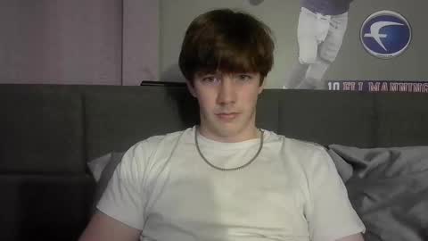 YoungPhysique05 online show from November 3, 4:14 am