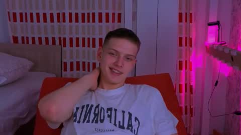 yrshela online show from March 23, 9:41 pm