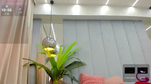 Crazy P online show from November 27, 7:10 am