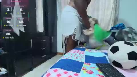 Snapshot of yubana chatting on November 27, 2:30 pm yubana online show from November 27, 2:30 pm