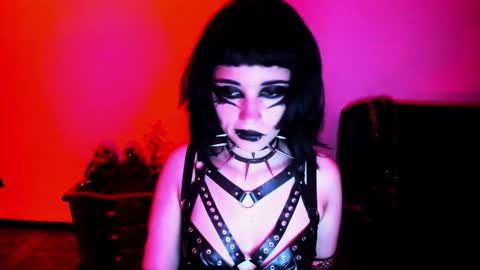 Yue Eclipsa online show from January 12, 4:50 am