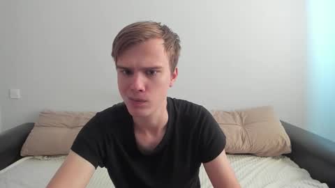 Yue Lang and Samm online show from October 4, 10:24 am