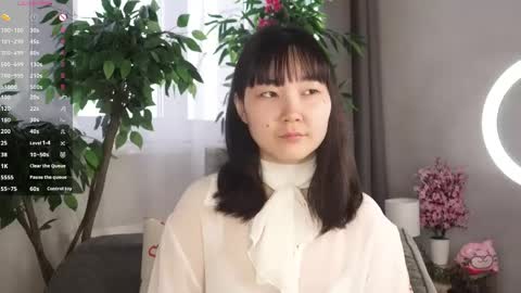 Snapshot of yui_yummy chatting on June 8, 3:56 pm Yui online show from June 8, 3:56 pm