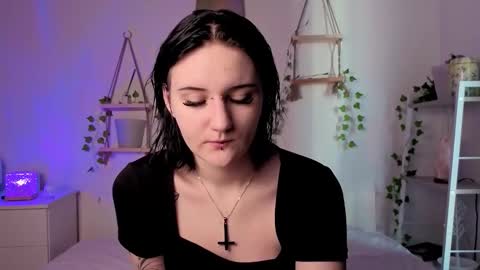 Snapshot of yuki_shiro chatting on March 14, 8:09 am Ellie online show from March 14, 8:09 am