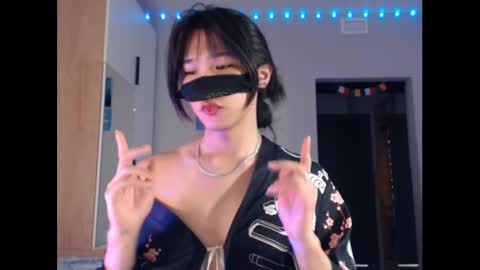 Snapshot of yukitori_2 chatting on January 19, 12:39 pm Makima online show from January 19, 12:39 pm