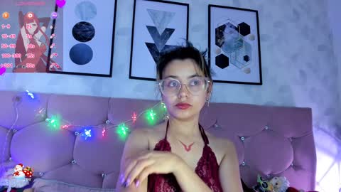 Yukki Kuran online show from December 18, 5:59 am