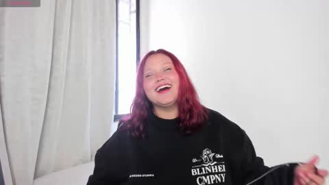 Snapshot of yuli_cardona_ chatting on September 20, 2:29 pm Yuliet online show from September 20, 2:29 pm