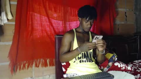 Snapshot of yulian_23 chatting on January 25, 10:39 pm Ivan online show from January 25, 10:39 pm
