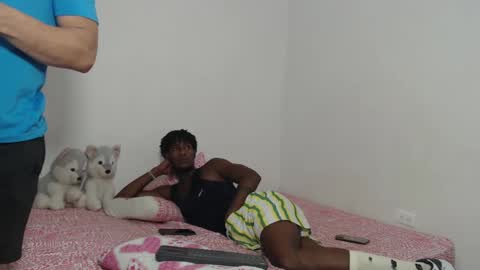 Snapshot of yulian_23 chatting on February 22, 3:01 am Ivan online show from February 22, 3:01 am