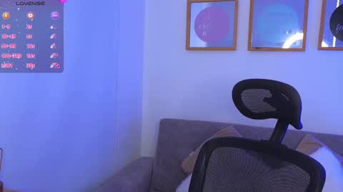 Snapshot of yulian_vasquez chatting on September 10, 12:27 pm yulian_vasquez online show from September 10, 12:27 pm