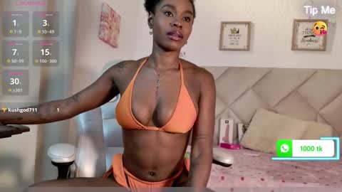 Yuliana online show from October 11, 6:39 pm