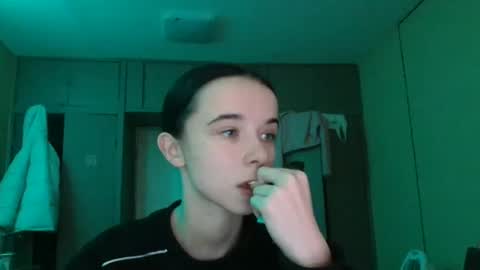 Snapshot of yuliastar chatting on November 24, 6:57 am Yuliia online show from November 24, 6:57 am