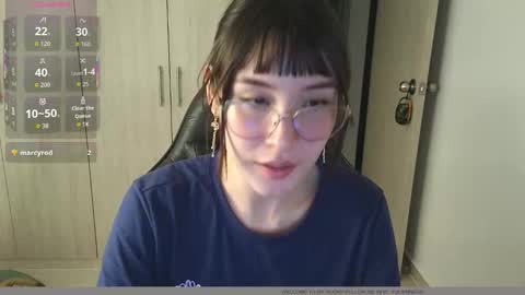 Yulienne online show from December 5, 2:09 am