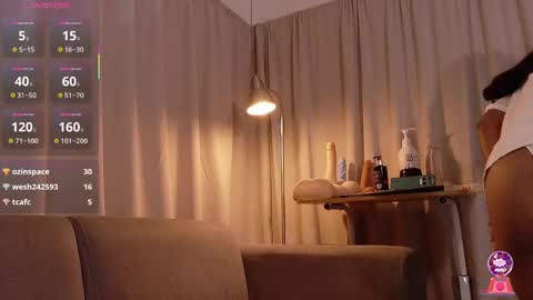 yuliethpetite online show from October 17, 12:41 pm