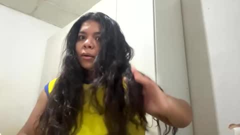 Yuli and SaraIndependent model online show from November 14, 6:06 pm