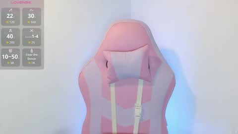 Snapshot of yulissa18 chatting on April 9, 3:17 am Yuli and SaraIndependent model online show from April 9, 3:17 am
